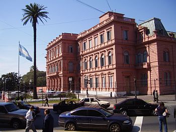 Argentina's government house, in peaceful contrast to the crisis days of late 2001 when it was surrounded by thousands of angry protesters. - Marcela Valente/IPS 