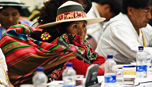 One of the participants at the Fourth Summit of Indigenous Leaders of the Americas, which met this week in Cartagena, Colombia.  - Camilo Segura/IPS