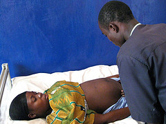 An estimated 162,000 women and girls will be buried in Africa by the end of 2012 who could be saved if they received essential maternity services. / Credit:Bonnie Allen/IPS