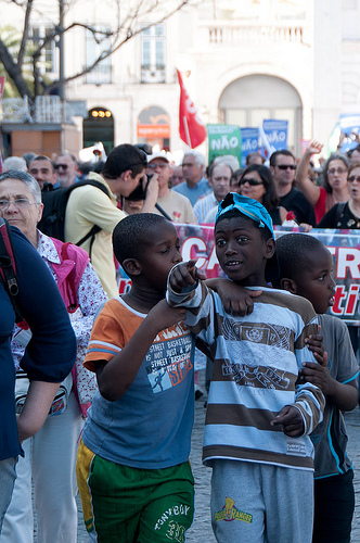 Children of Cape Verde immigrants taking part in a protest march against unemployment in Lisbon.  - Daniel Mário/IPS 