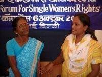 Le donne creano un fronte unito durante il forum nazionale per i diritti delle donne sole Nitin Jugran Bahuguna/IPS