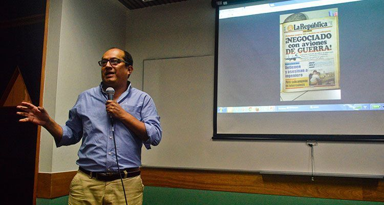 Tutkivan toimittajan Ángel Páezin mukaan poliitikkojen suvaitsemattomuus journalisteja kohtaan on kasvanut. Samaan aikaan Peru elää poikkeuksellisen epävakaassa tilanteessa: valtionjohto on vaihtunut useaan otteeseen viime vuosien aikana. Kuva: Somos Periodismo