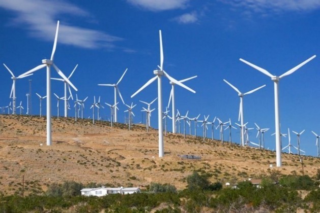 One of the 31 wind parks operating in Mexico. By 2020 installed wind power capacity should have climbed to 15,000 MW. Credit: Courtesy of Dforcesolar
