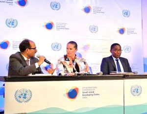 Panelists at SDG Media Zone at SIDS4, Antigua and Barbuda. [...] <a class=