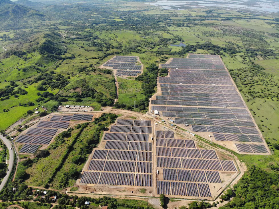 View of a solar farm in Namasigue, southern Honduras. In several countries in the region, large solar and wind energy installations force the displacement of communities, due to alterations in land tenure and use, with impacts on water and crops. Credit: Scatec / Cepad